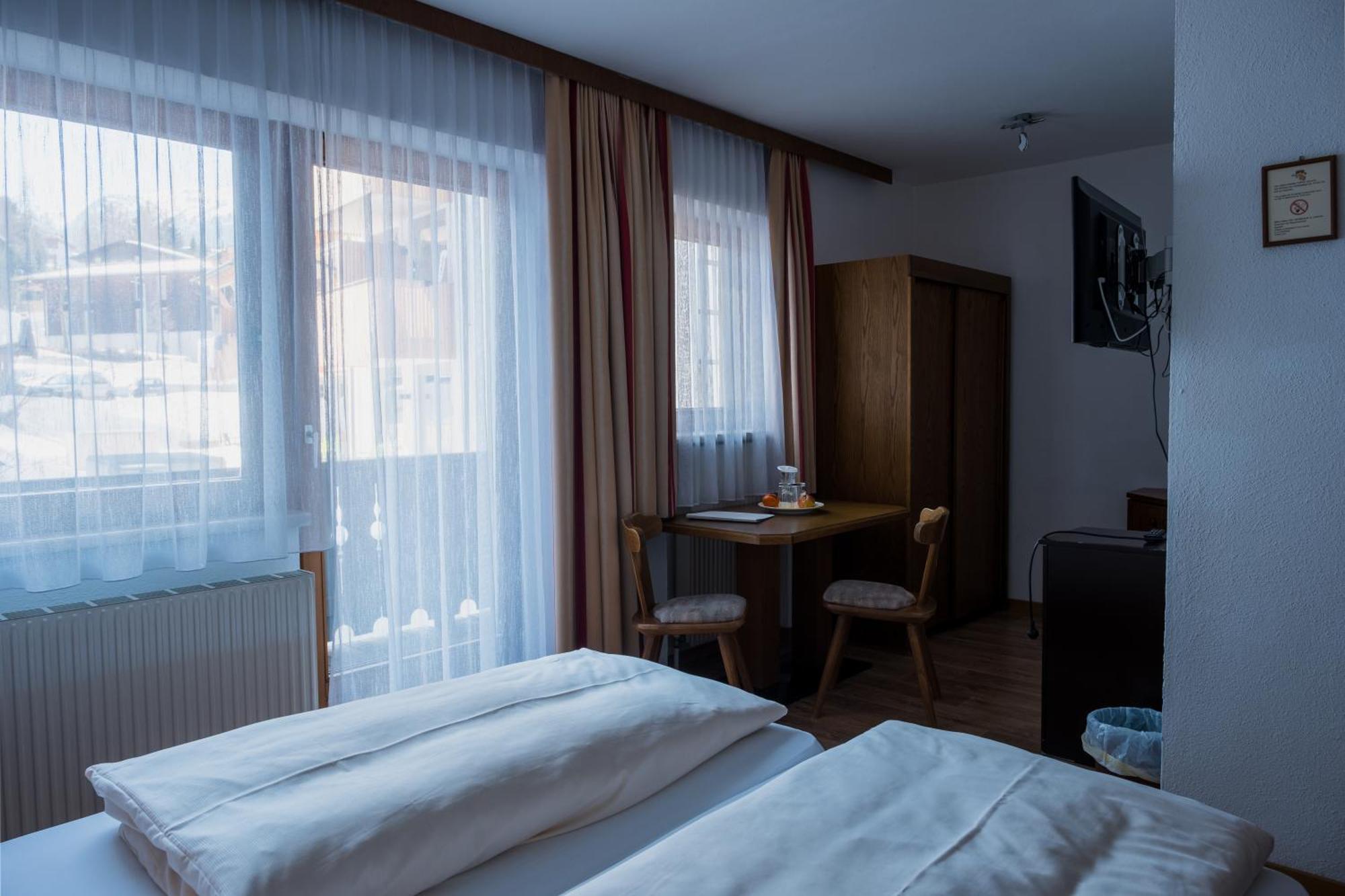 "Quality Hosts Arlberg" Hotel-Gasthof Freisleben Sankt Anton am Arlberg Luaran gambar